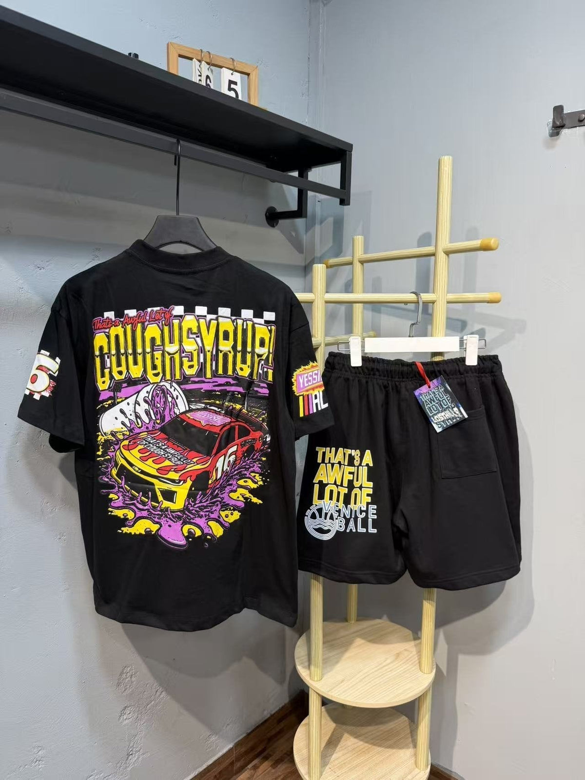 THAT'S A AWFUL LOT OF COUGH SYRUP Racing Graphic Short-Sleeve Set