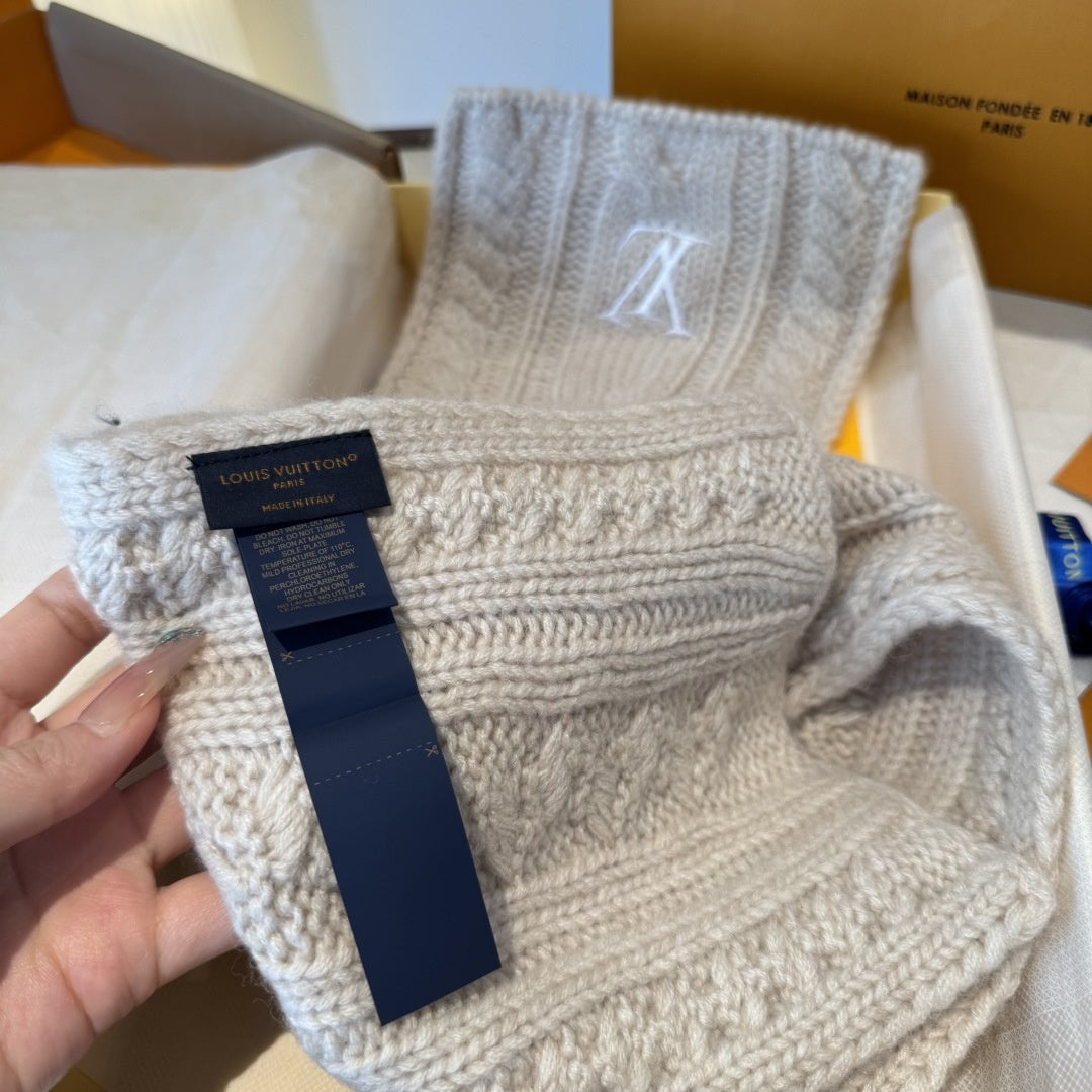 Louis Vuitton Style Cable-Knit Scarf and Beanie Set